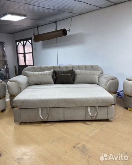 Диван и кресло