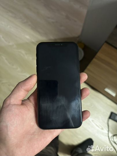 iPhone Xr, 128 ГБ