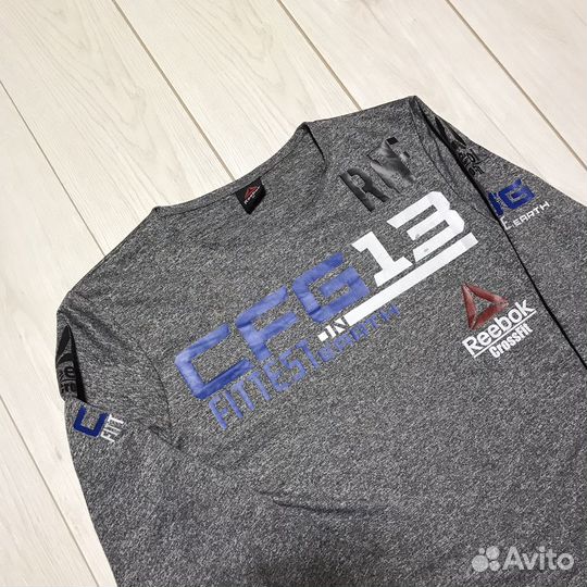 Лонгслив reebok