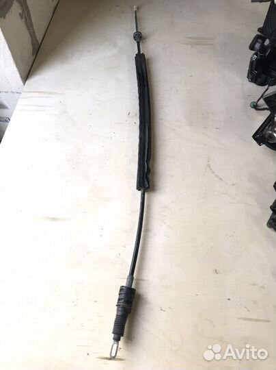 Трос селектора АКПП 3Q0713266M Passat B8