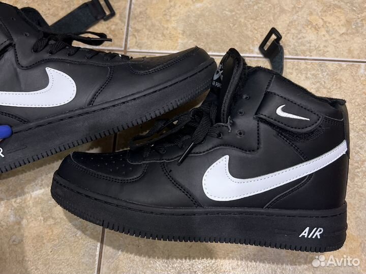Кроссовки Nike
