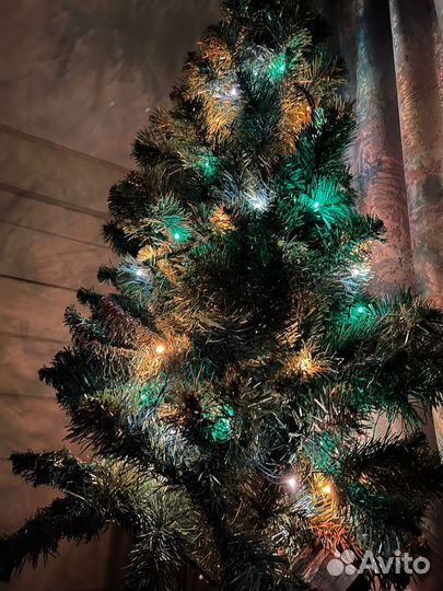 Елка искусственная