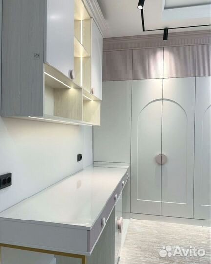 Рабочая зона у окна