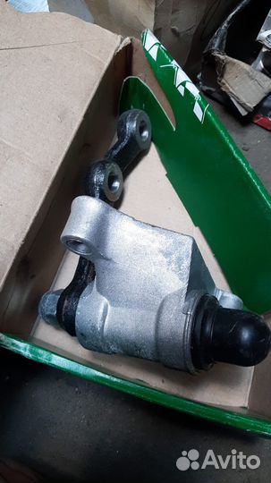 Маятниковый рычаг В сборе 2101