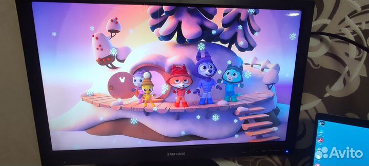 Монитор Samsung 27