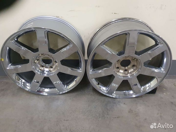 Оригинальный дис R22 Cadillac Escalade 9595854