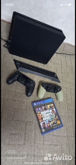 Sony playstation 4 PS4 slim 1tb