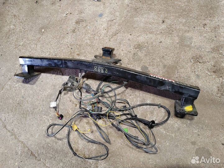 Прицепное устройство (фаркоп) Volkswagen Touareg 2