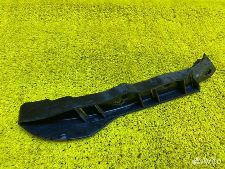 Крепление бампера переднее правое Bmw 5-Series