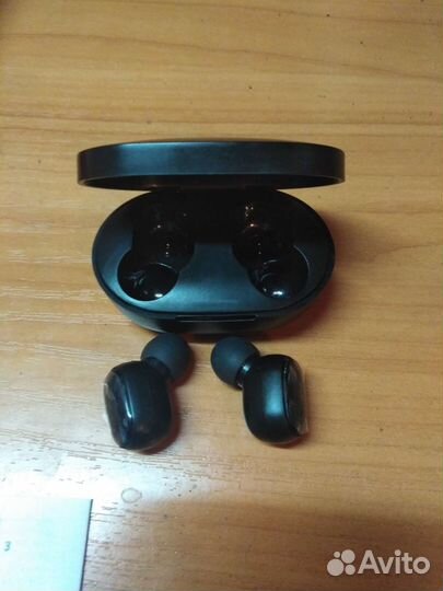 Mi True Wirelesa earbuds basic