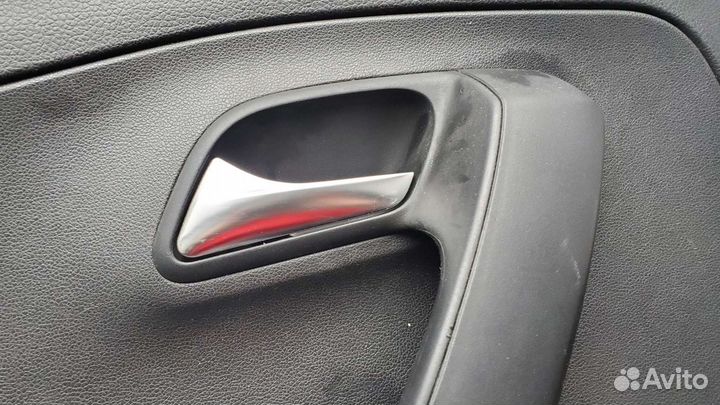 Дверная карта в сборе Фольксваген Поло седан