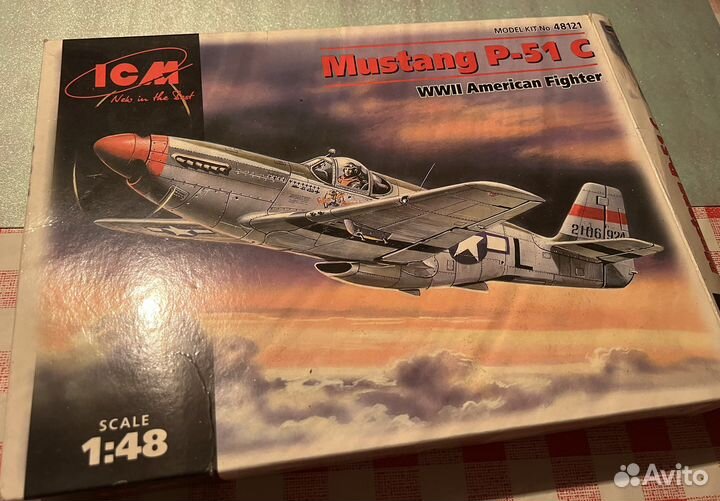 Модель самолета Mustang P-51 C 1:48