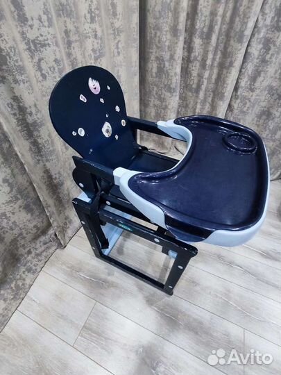 Кормильный столик