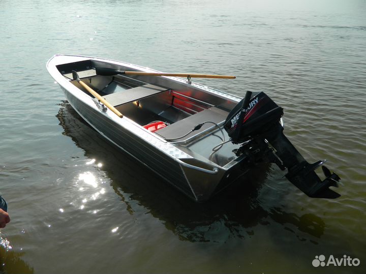 Моторная лодка Wyatboat 390У новая в наличии