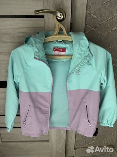 Ветровка для девочки