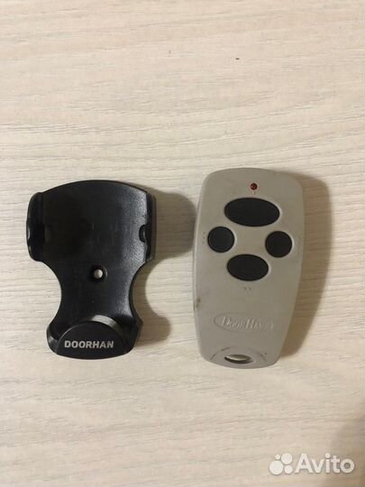 Пульт для ворот и шлагбаума DoorHan