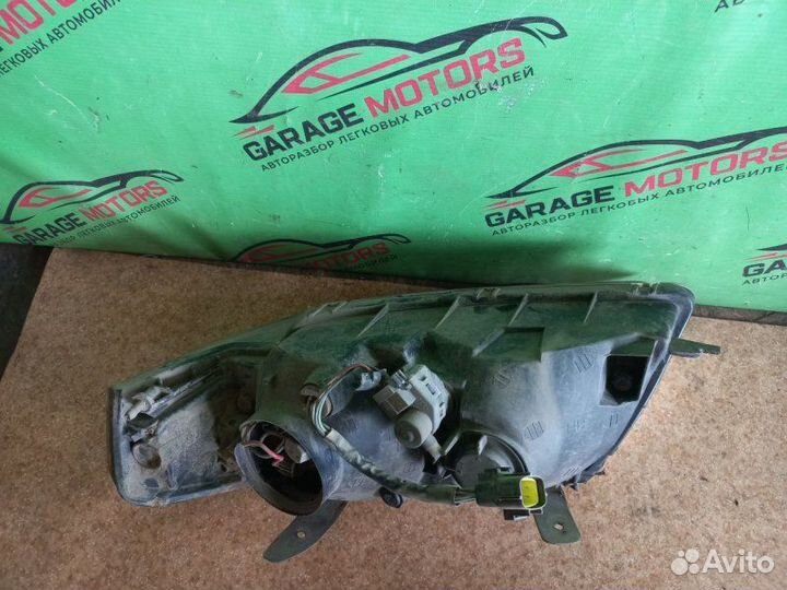 Фара галогеновая передняя правая Nissan Almera