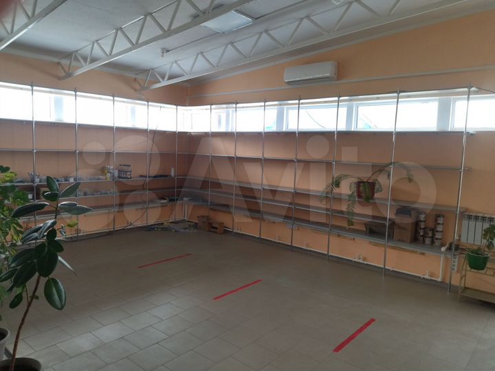 Свободного назначения, 300 м²