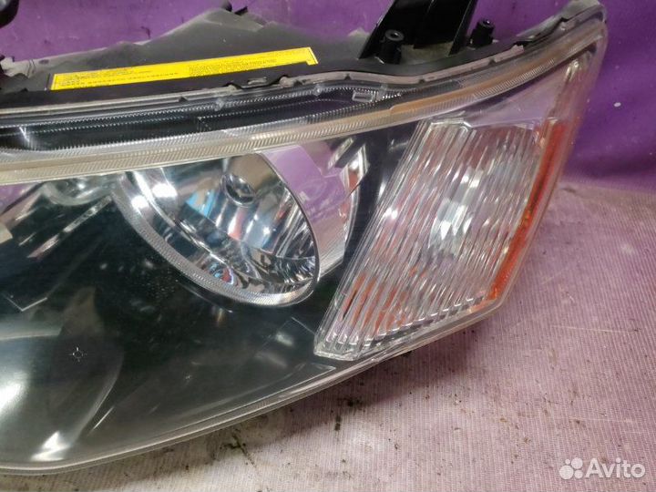Фара ксеноновая передняя левая Mitsubishi