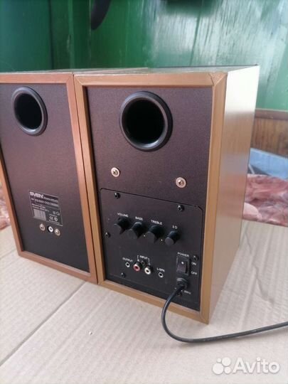 Мощные колонки для компьютера Sven SPS-611S/N