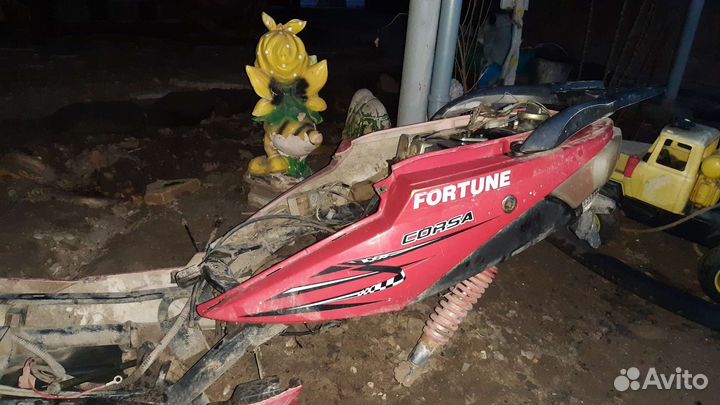 Запчасти на китайский скутер 50кубов