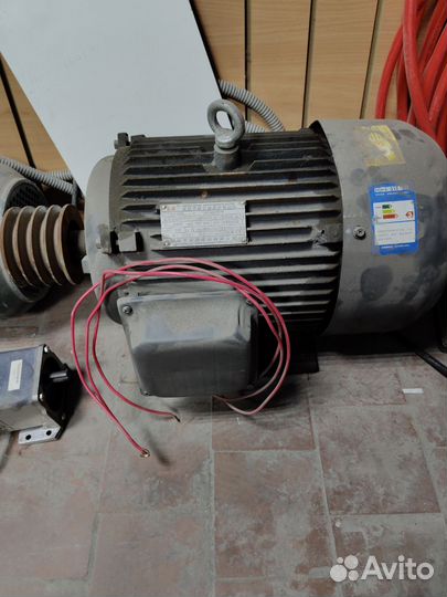 Электродвигатель, редуктор