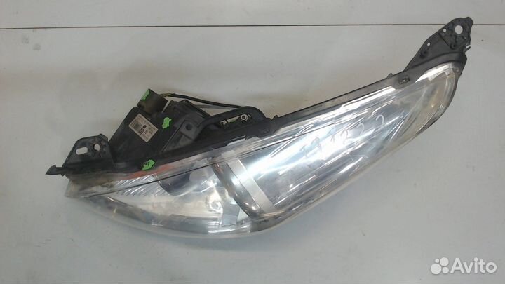 Фара (передняя) Peugeot 5008, 2010