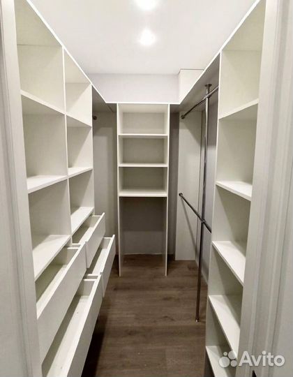 Шкаф купе с зеркалом