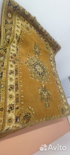 Ковер 2 на 3 бу