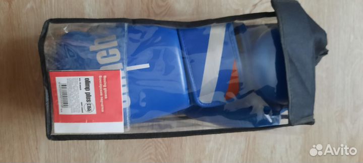 Перчатки для бокса новые,шорты