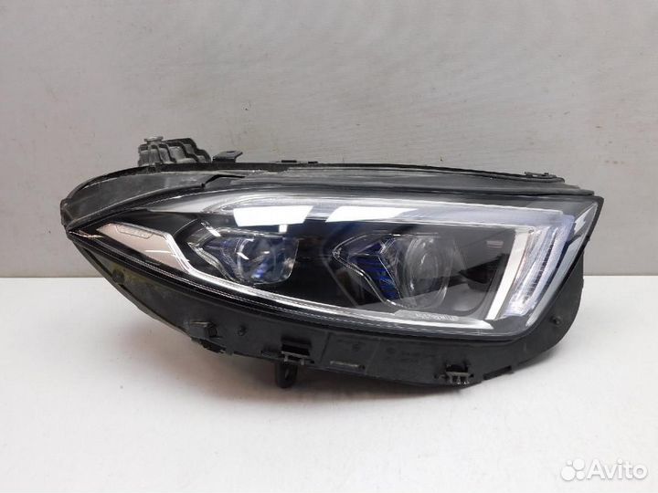 Фара правая Mercedes-Benz CLS-Class