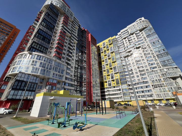 3-к. квартира, 93 м², 5/24 эт.