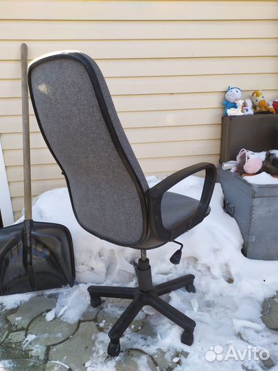 Компьютерное офисное кресло