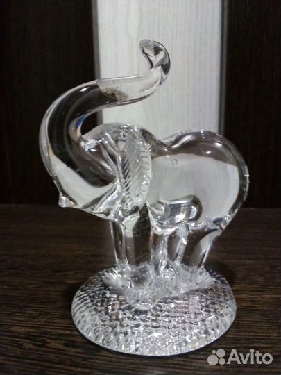 Стеклянные фигурки