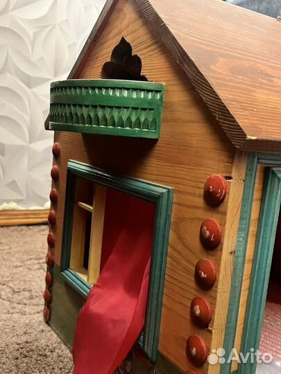 Домики и кровать для кукол ручная работа