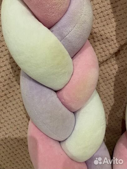 Бортик косичка в кроватку