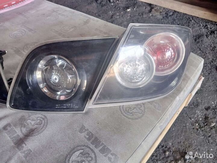 Фары задний Mazda аксела хэтчбек
