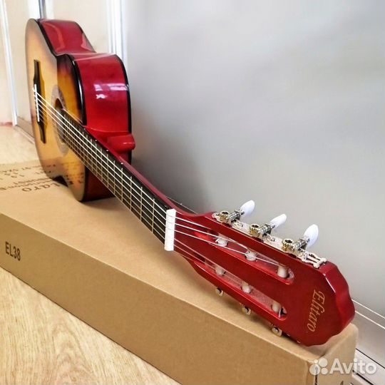 Гитара новая классическая