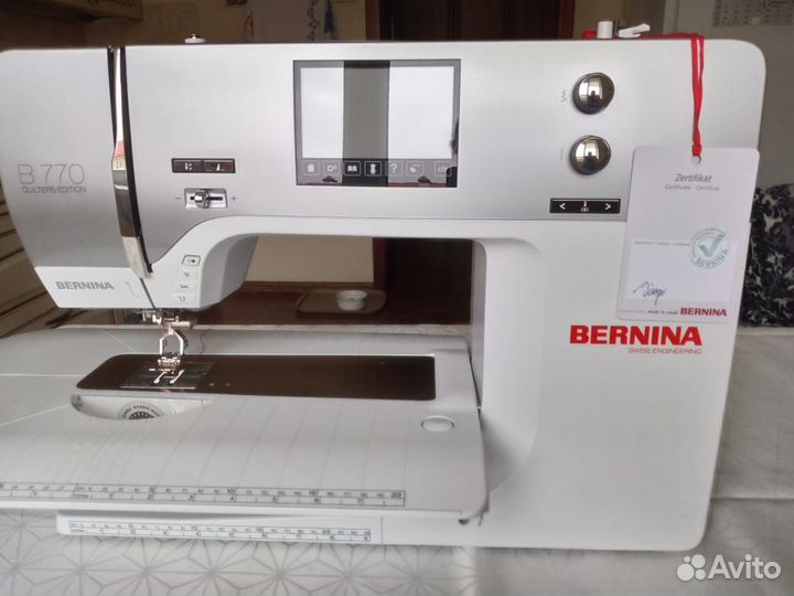 Швейно-вышивальная машина Bernina 770