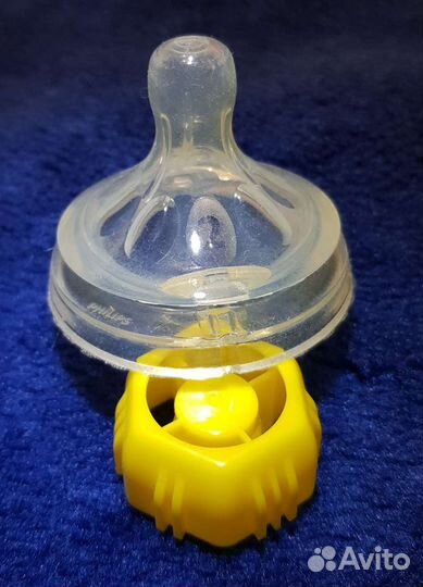 Соски бутылочные avent natural 1+ и 0+ и бутылочки