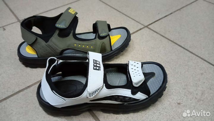 Сандали новые