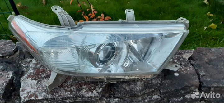 Фара toyota highlander 3