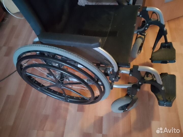 Коляска инвалидная