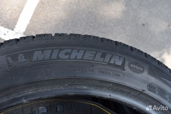 Michelin X-Ice XI3 245/45 R19 102H