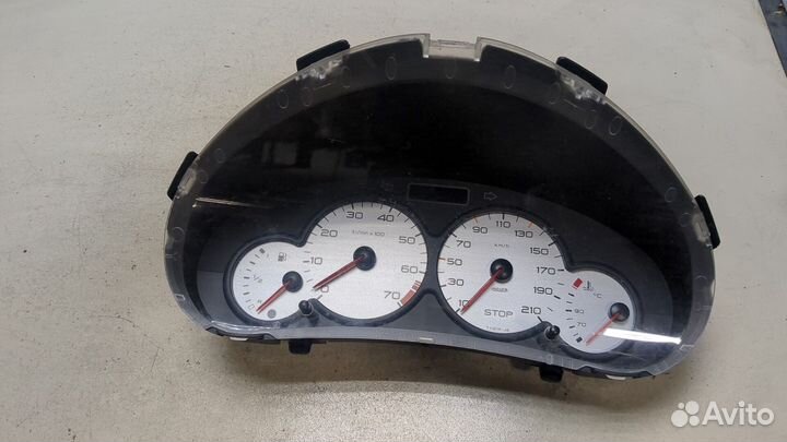 Щиток приборов Peugeot 206, 2004