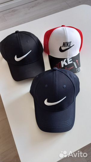 Бейсболки Nike новые