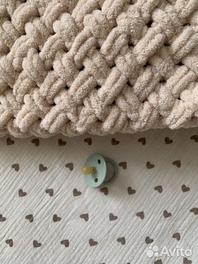 Плед детский плюшевый вязаный