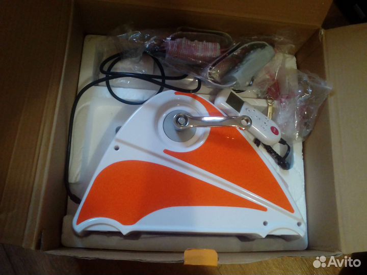 Велотренажер педальный с электродвигателем