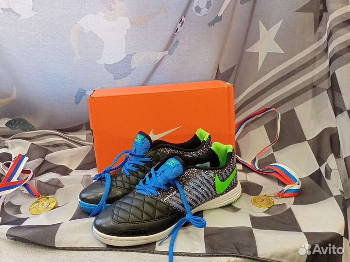 Футзалки nike 40-41 р lunar gato