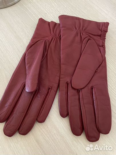 Перчатки женские кожаные новые